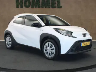 Toyota Aygo X 1.0 VVT-i MT Play - ORIGINEEL NEDERLANDSE AUTO - ACHTERUITRIJCAMERA - AIRCO -  APPLE C