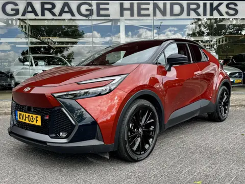 Toyota C-HR 2.0 Plug-in Hybrid 220 GR SPORT | Digitale Binnenspiegel | Blindspot | HUD | Adaptive CC