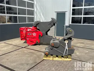 LaBounty MRX 360 Rotating Demolition Multi Processor (Unuse