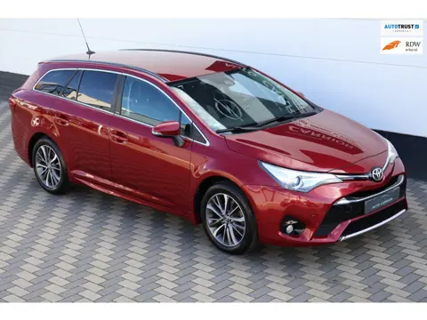 Toyota Avensis Touring Sports 1.8 VVT-i Dealer onderhouden