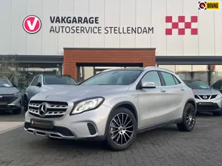 Mercedes-Benz GLA-klasse 180 Business Solution AMG|Panoramadak|Stoelverw|Camera|Cruise Control