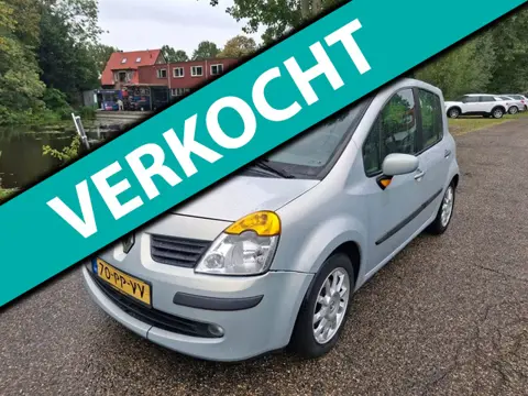 Renault Modus deze auto is verkocht kijk op www.dsdautoservice.nl
