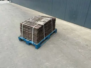 Cat 320D / 320E / 323D / 323E 700mm shoes - 30% Togg