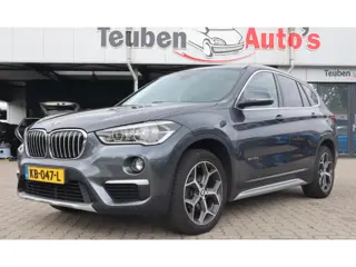 BMW X1 sDrive16d Centennial High Executive | Trekhaak | Sportstoelen | Head up display | Leder | Nav