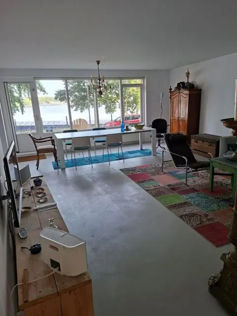 Woning aan de Venetiëhof te Amsterdam