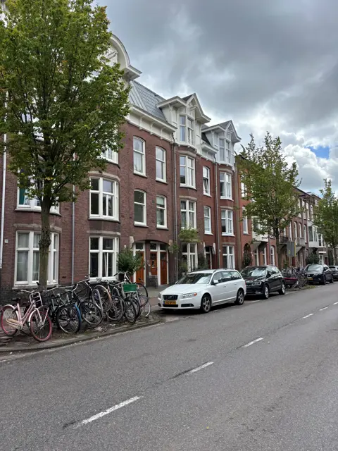 Woning aan de Wethouder Frankeweg te Amsterdam