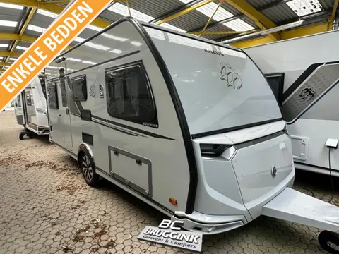 Knaus Sudwind 60 Years 460 EU ENKEL BED VLOERVERWARMING