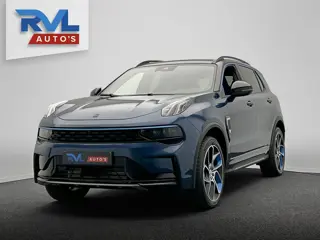 Lynk & Co 01 1.5 261PK Plug-in Hybrid *Zwarte Hemel* 360° Camera Pano/dak Apple/Carplay Adaptive/Cru