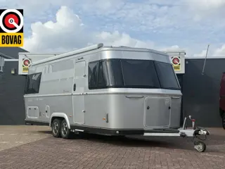 Eriba T 820 (TOURING 820) full options EP level systeem lengte bedden XT mover Truma zonnepanelen 2x