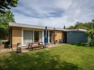 Rustig gelegen bungalow in de buurt van De Slufter