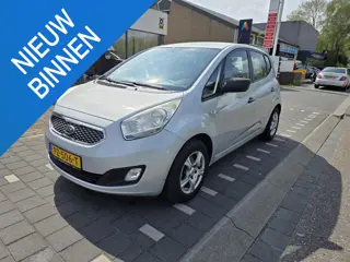 Kia Venga 1.4 CVVT X-tra 5 deurs, airco, trekhaak, stoelverwarming, enz