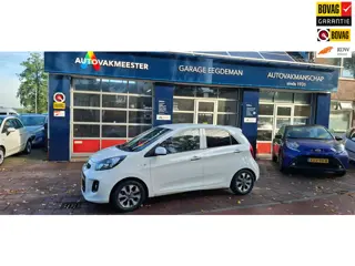 Kia Picanto 1.0 CVVT ComfortPlusLine Navigator trekhaak, elektr. ramen.
