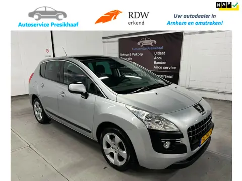 Peugeot 3008 1.6 VTi Active NAVIGATIE / NAP / PANORAMADAK