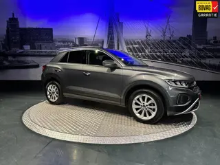 Volkswagen T-ROC 1.0 TSI Life *ACC*17inch*Privacy Glass*Led*AppConnect*PrivacyGlass*Facelift model
