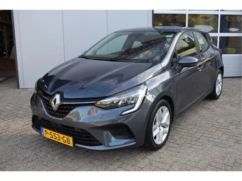 Renault Clio 1.6 E-Tech Hybrid 140 Zen | NL-Auto | Navi | Parkeersensoren