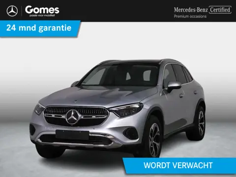 Mercedes-Benz GLC-klasse 300e 4MATIC Business Line | Panoramadak | Distronic Rijassistentie pakket |