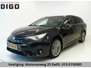 Toyota Avensis Touring Sports 1.8 VVT-i EXECUTIVE AUTOMAAT PREMIUM PANODAK LEDER. STOEL VERWARMING .