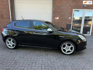 Alfa Romeo Giulietta 1.4 T Distinctive|AIRCO|NIEUWE APK|CRUISE