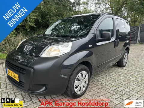 Peugeot Bipper Tepee 1.4i / Airco / 113000 km / 5-persoons