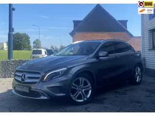 Mercedes-Benz GLA-klasse 200 Ambition/ Navi/ Half leder/ Privacy Glass/ PDC/ AUT7