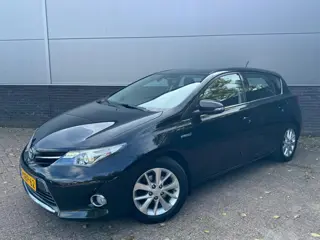 Toyota Auris 1.8 Hybrid Dynamic met Afneembare Trekhaak