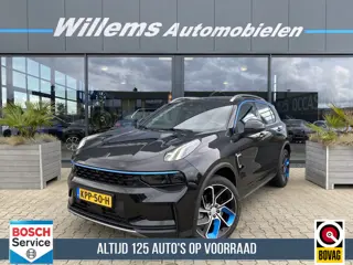 Lynk & Co 01 1.5 Zwarte Hemel, App-Connect, 360' Camera & Panoramadak Verkoopprijs = Inclusief Trekh