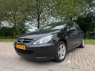 Peugeot 307 2.0-16V XSI