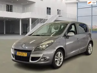 Renault Scénic 1.4 TCE Parisienne NAVI PSENSOR CRUISE TREKHAAK 2 X SLEUTELS