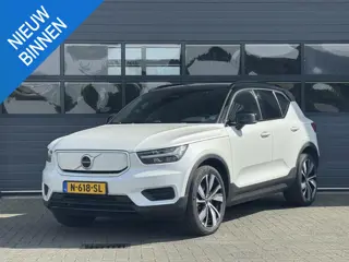 VOLVO XC40 RECHARGE CORE (93% SOH) I AUTOMAAT I TREKHAAK (1500KG) I P-CAMERA I STUUR/STOELVERWARMING