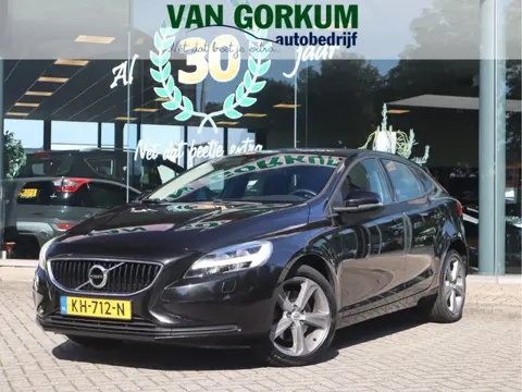 Volvo V40 2.0 T3 Momentum Navi / Stoelverw  / Standkachel / Pdc / Elekramen / Instap klaar / Vol jaa
