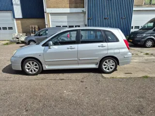 Suzuki Liana 1.6 Exclusive, mooie nette auto/ achteruit sensoren