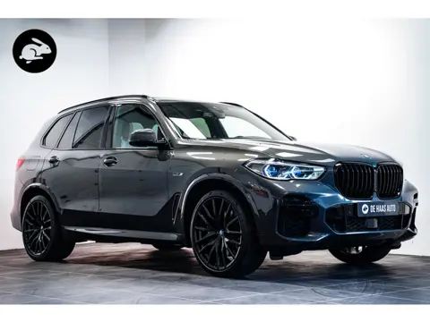 BMW X5 xDrive45e M-Sport|Dravit|22 inch|Pano|Trekhaak|Laser|360 cam
