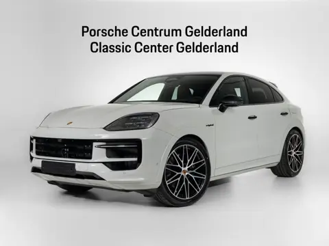 Porsche Cayenne Coupé E-Hybrid Black Edition