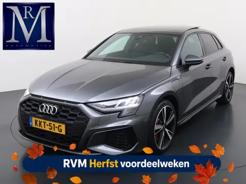 Audi A3 Sportback 45 TFSI e S edition Competition 245pk VAN: 34.900,- VOOR: 30.877,- UW HERFSTVOORDE