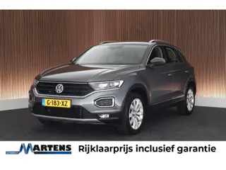 Volkswagen T-Roc 1.5 TSI 150pk DSG Sport LED Trekhaak Camera Virtual Cockpit Navigatie