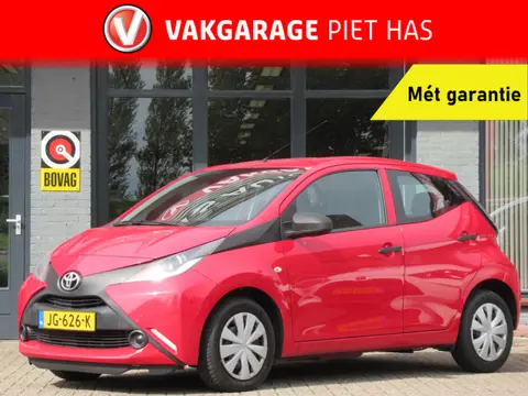 Toyota Aygo 1.0 VVT-i x | Radio | 2e Eigenaar | 5-Deurs | Incl. Garantie | Zuinig |