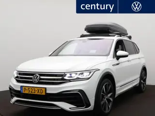 Volkswagen Tiguan Allspace 1.5 TSI R-Line Business+ 7p. Trekhaak - Panoramadak - Camera - 20 Inch