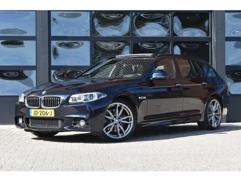 BMW 5-serie Touring 535d High Executive LED Pano Clima Navi Cruise