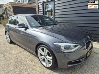 BMW 1-serie 116i EDE High Executive *Ketting hoorbaar bij koude start*