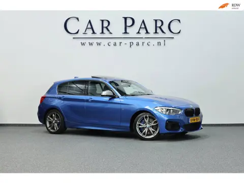 BMW 1-serie M135i 327+PK LED/SCHUIFDAK/ALCANTARA+S.VERWARMING/LMV/PDC/CRUISE/ECC/12 MND GARANTIE!