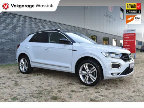 Volkswagen T-Roc 1.5 TSI Sport Business R Carplay Automaat R-line Zwart dak
