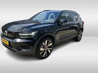 Volvo XC40 Recharge Core / Trekhaak / Camera / CarPlay / Sfeerverlichting / 20'' / Stoel+Stuurverwar
