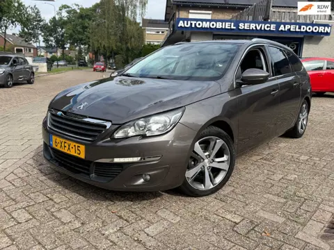 Peugeot 308 SW 1.2 PureTech Blue Lease Executive * NAP*CRUISE*A. CAMERA*DVD ACHTER*PANO*CLIMA*TREKHA
