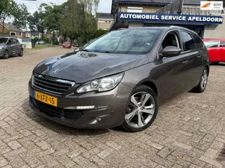 Peugeot 308 SW 1.2 PureTech Blue Lease Executive * NAP*CRUISE*A. CAMERA*DVD ACHTER*PANO*CLIMA*TREKHA