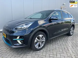 Kia E-Niro DynamicPlusLine 64 kWh/ Fase3/ warmtepomp/ SOH 94.8%