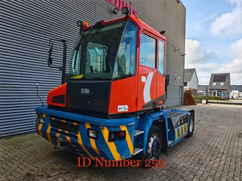 Kalmar TRL 618 i 4x4 20 Pieces! (bj 2010)