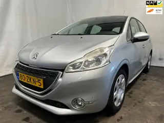Peugeot 208 1.2 VTi Access - Koppakking Defect - Schade