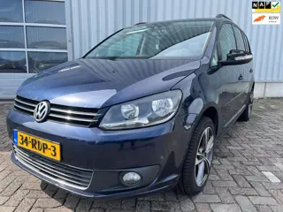 Volkswagen Touran 2.0 TDI Comfortline BlueMotion 7p. MOTOR DEFECT!!