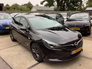Opel Astra 1.2 Design & Tech black edition vol