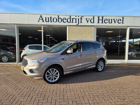 Ford KUGA 1.5 EcoBoost Vignale *Pano*Camera*Winter-Pack*Trekhaak*Carplay* Rijklaar